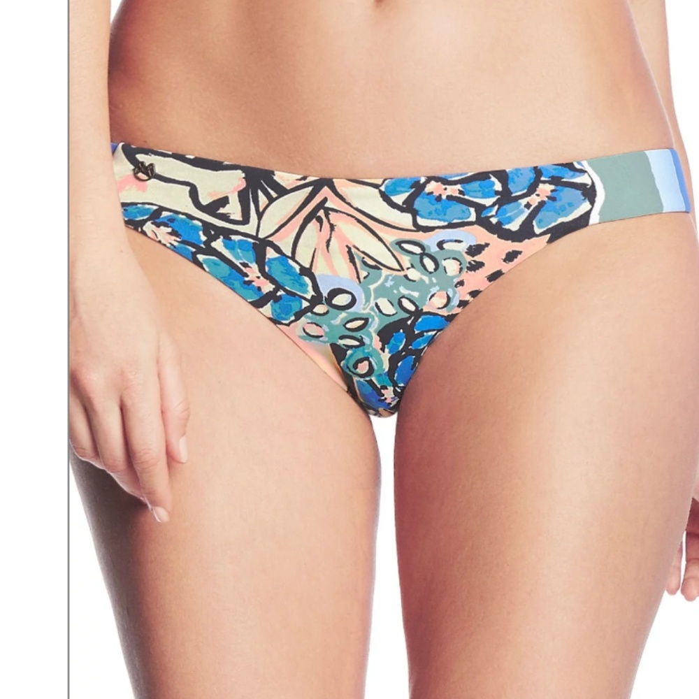 Maaji Reversible Bottoms NWT